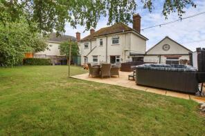 17, Digby Drive, Oakham LE15 8JS