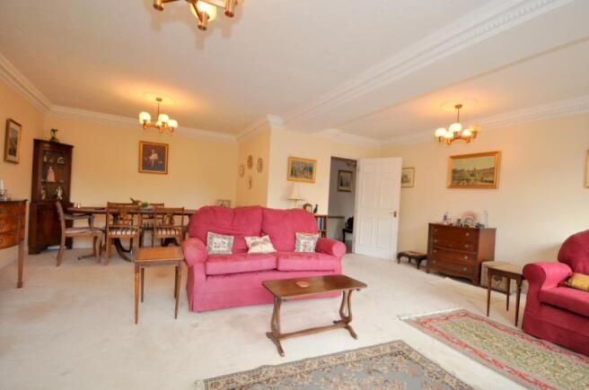 Sitting/Dining Room