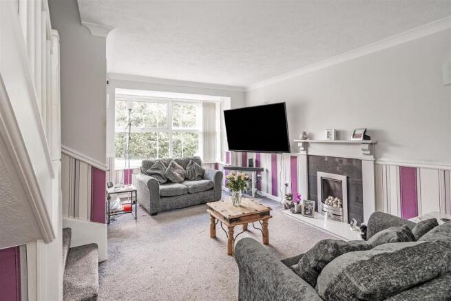 35 Austcliff Close-8_lo.jpg