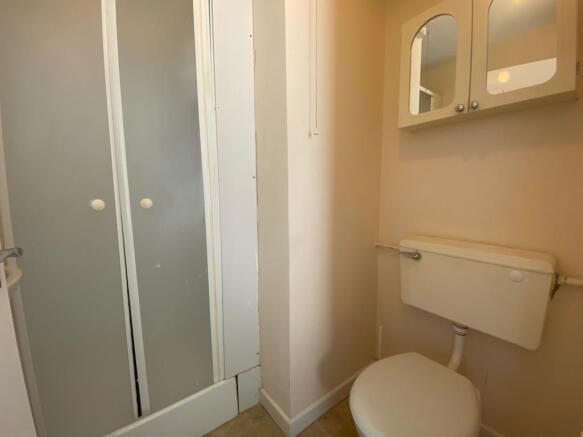 Shower & WC