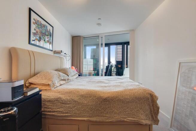 2_Master Bedroom-0