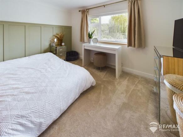 Bedroom 2.jpg