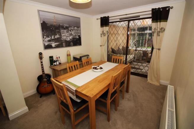 dining room.JPG
