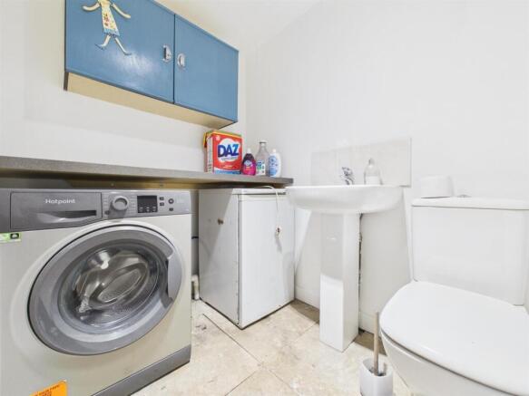 3 bed Detached for sale Image 12