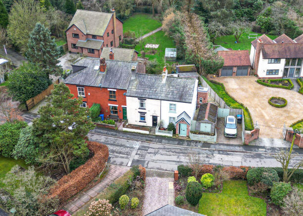 15 Fowley Common Lane