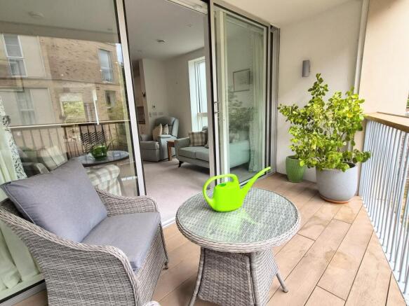 Canopied balcony