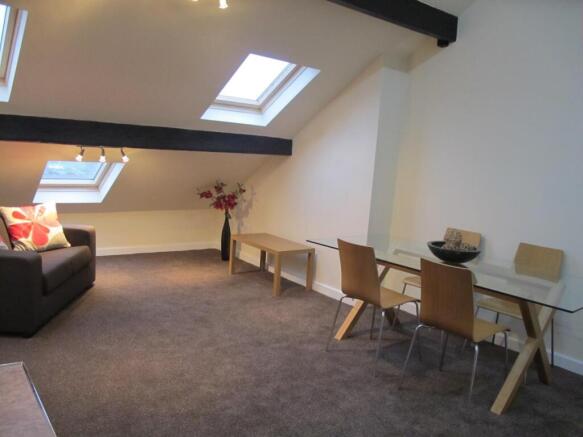 1 bed Flat to rent Image 4