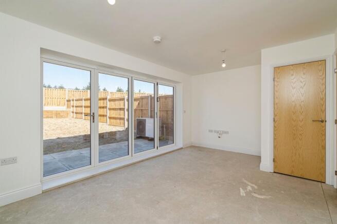 Jubilee Way, Holton, Halesworth photo 4