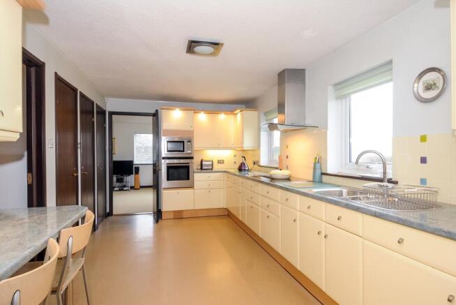 Fitted Kitchen