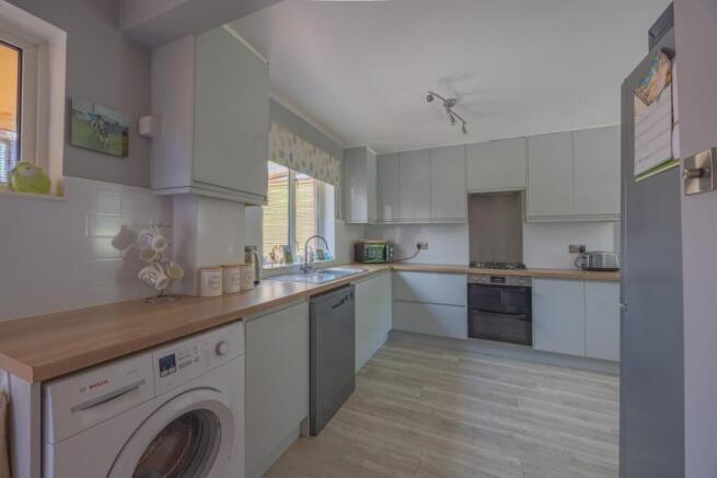 Ewemove Taunton Lime Crescent (6)