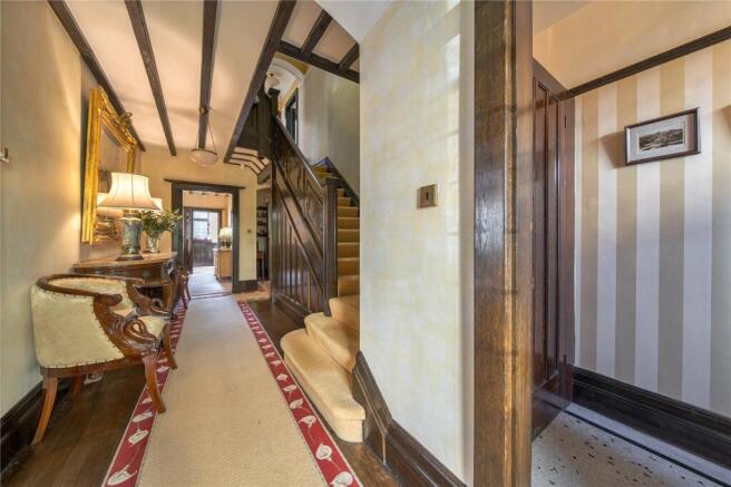 4 bed Detached for sale Image 4