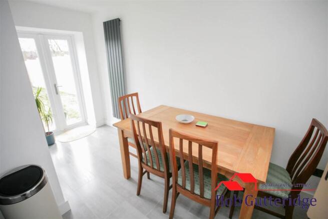 FITTED KITCHEN / DINING ROOM