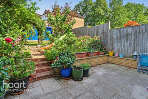 Grangecliffe Gardens, London