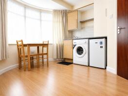 232, Nightingale Road, London N9 8PS