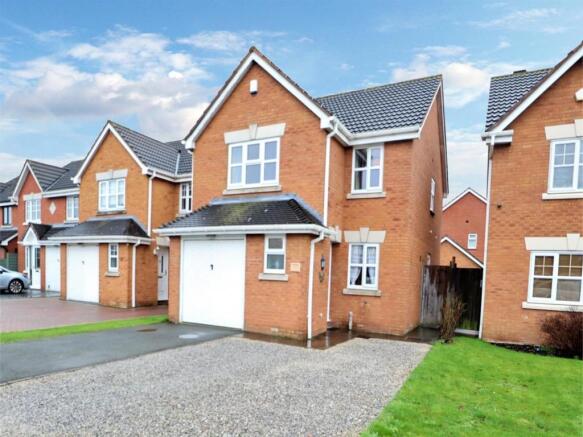 FRONT ASPECT & DRIVEWAY