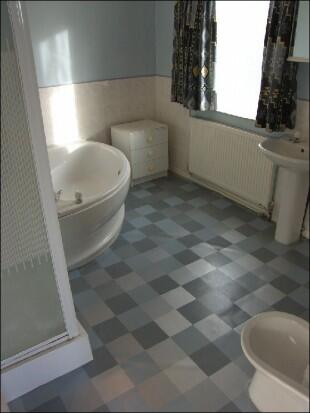 En Suite Bathroom