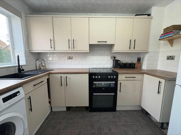 processed-8D91402...