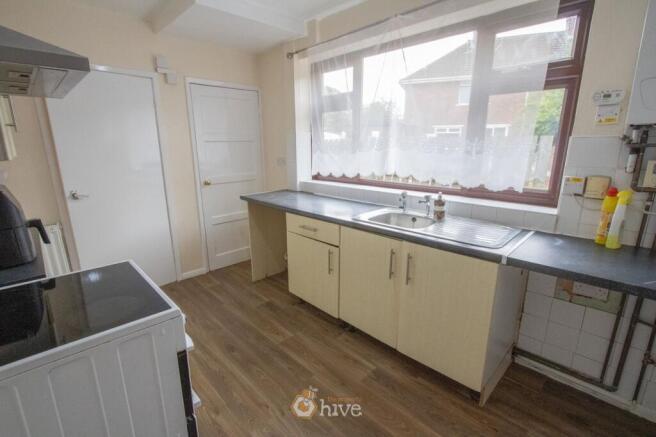 3 bed Semi-Detached for sale Image 6