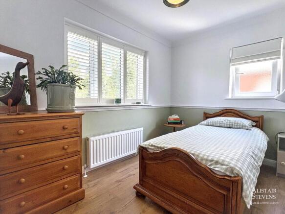 3 bed Semi-Detached for sale Image 10