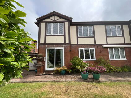 The Ridings, Mallee Crescent, Churchtown, Southport