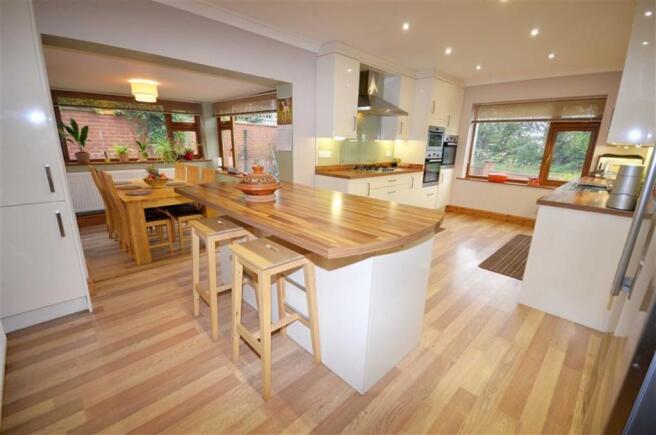 BREAKFAST KITCHEN