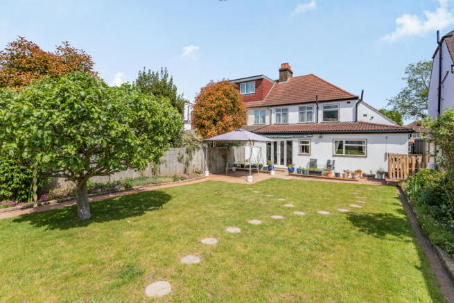 MATURE GARDEN