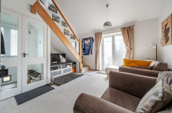 1429571-3-69b94ac...