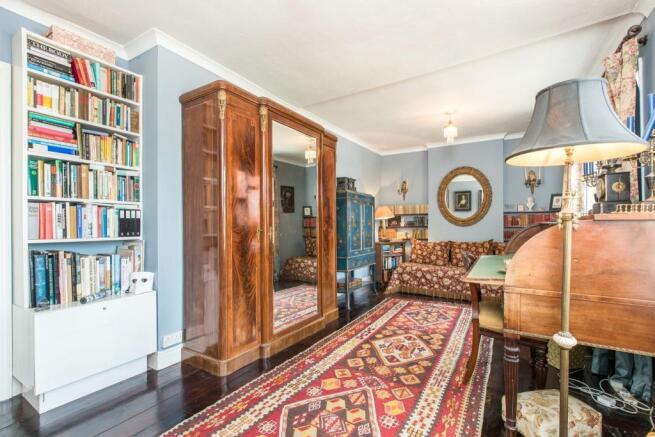 Sitting Room/Master