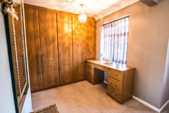 Dressing-Area.jpg