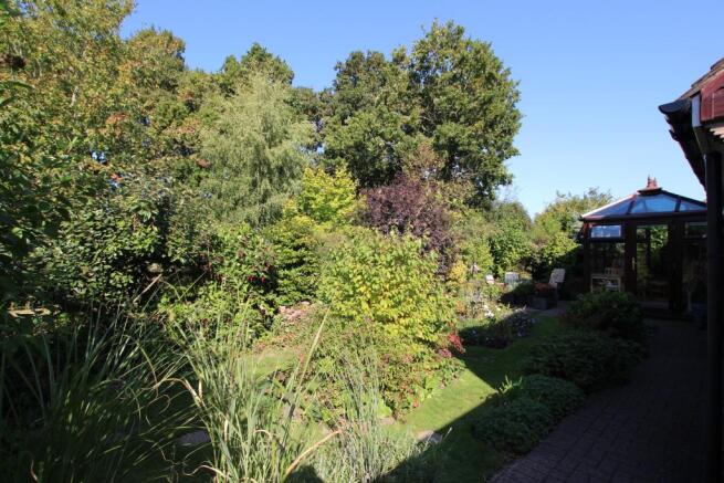 GARDEN