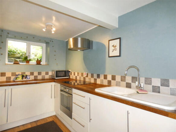 2 bed Terraced for sale Image 5