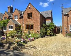 7, Bedford Cottages, Whilton Road, Northampton NN7 4JF