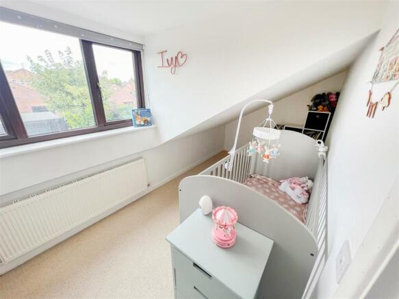 BEDROOM 2
