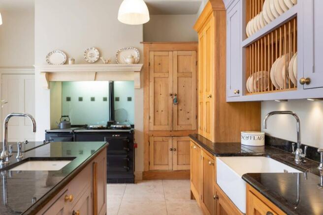 7 bed Not Specified for sale Image 9