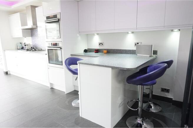 Kitchen / Breakfast