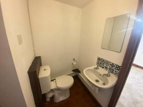 cloakroom.JPG
