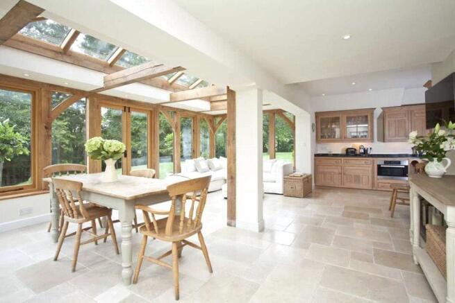 Kitchen/Breakfast