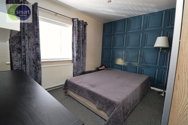 3 bed Semi-Detached for sale Image 9