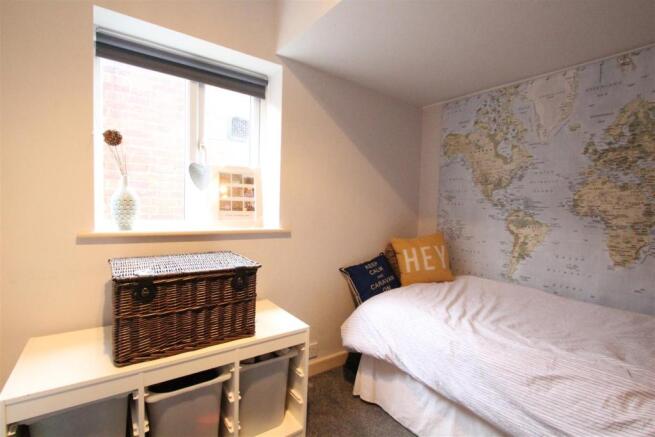 Study/Bedroom 5