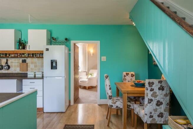 Hill Cottages 28 Kitchen Dining Room-6.jpg