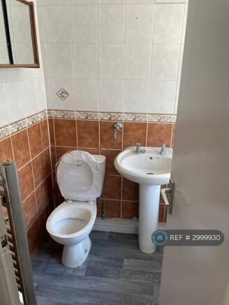 Bathroom Pic 1 (Ground Floor)