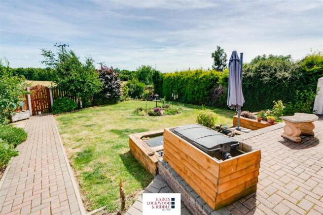 Rear Garden 2.jpg