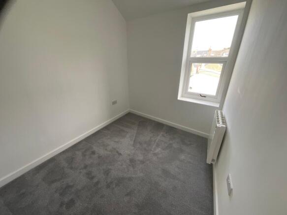 2 bed Terraced to rent Image 10