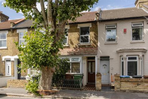 Huddlestone Road, Forest Gate