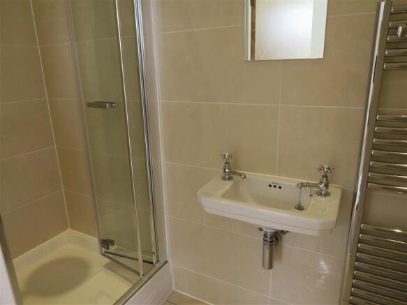 En-suite Bathroom