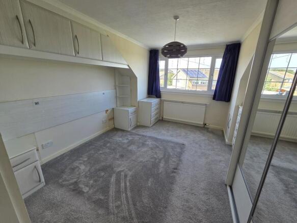 4 bed Detached to rent Image 7