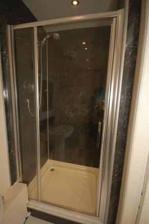 En-Suite 2