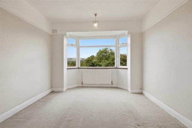 3 bed Semi-Detached for sale Image 10