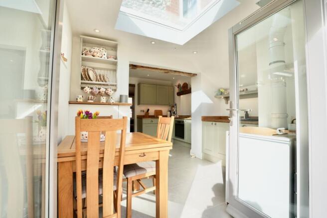 Kitchen/Dining Room