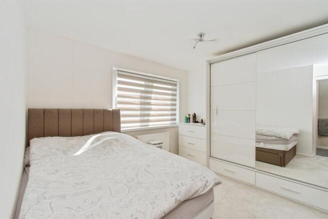 3 bed Detached for sale Image 7